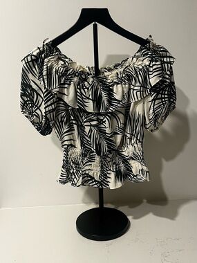 Express Black and White Palm-Print Off-Shoulder Blouse